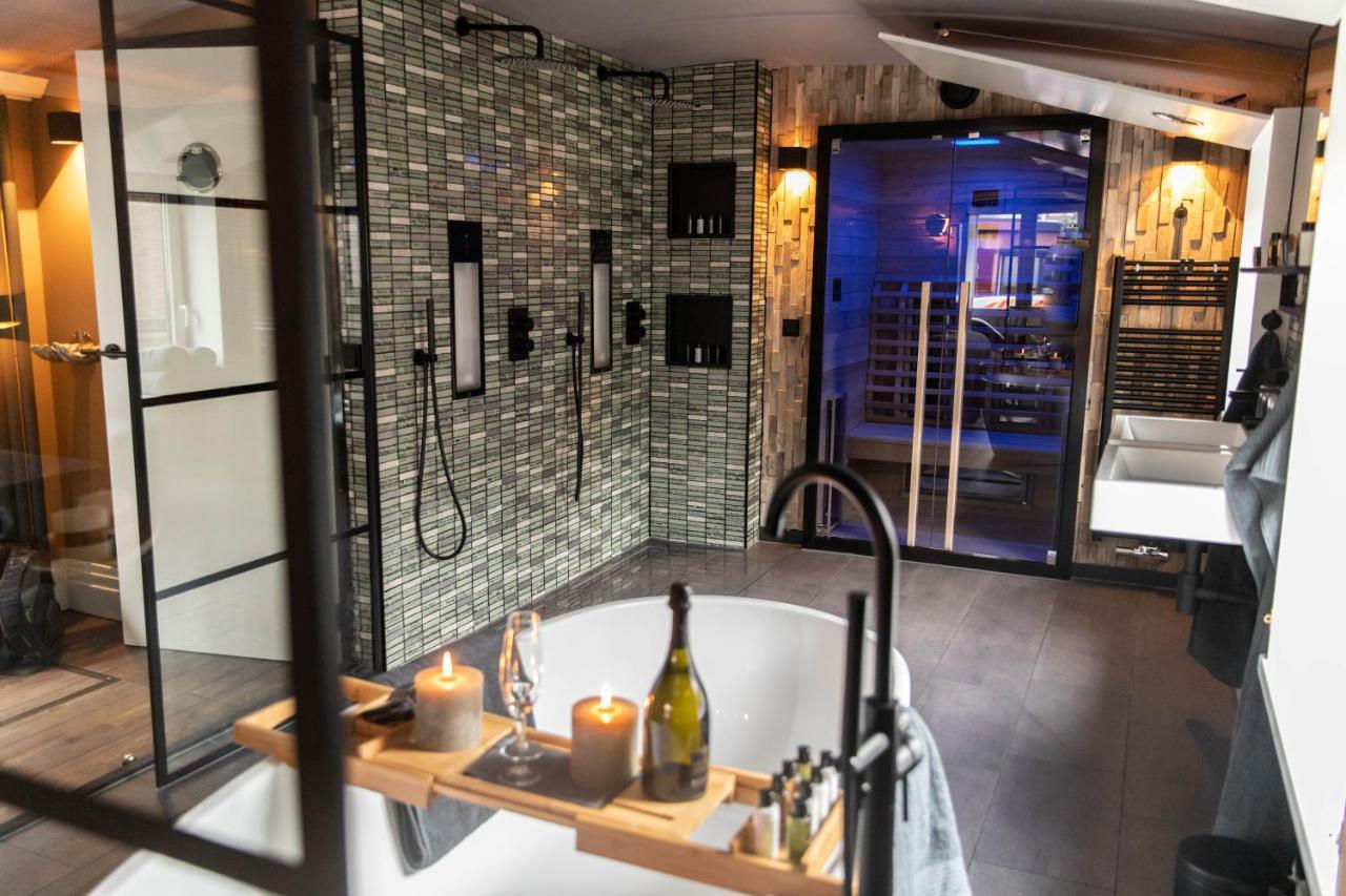 Wellnessboat De Michiel De Ruyter Hotell Groningen Exteriör bild