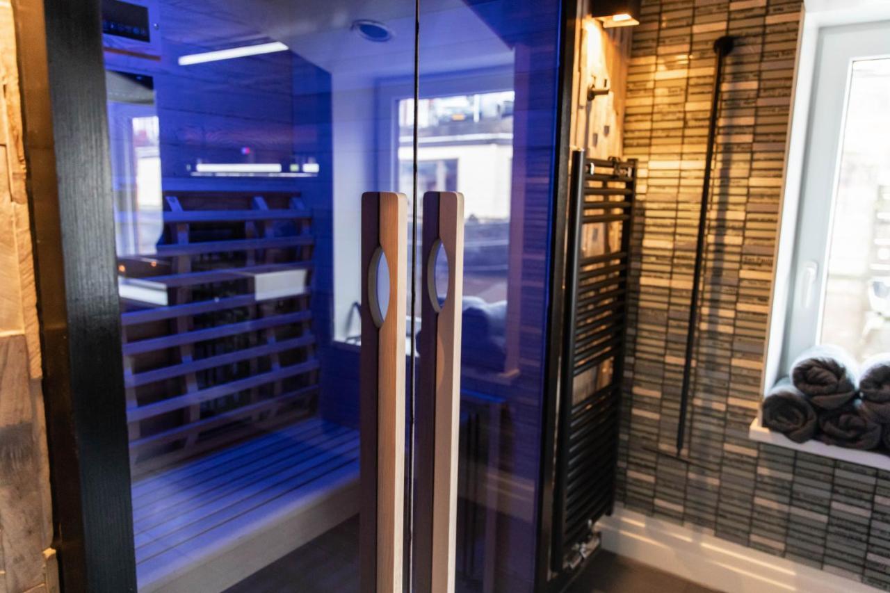 Wellnessboat De Michiel De Ruyter Hotell Groningen Exteriör bild