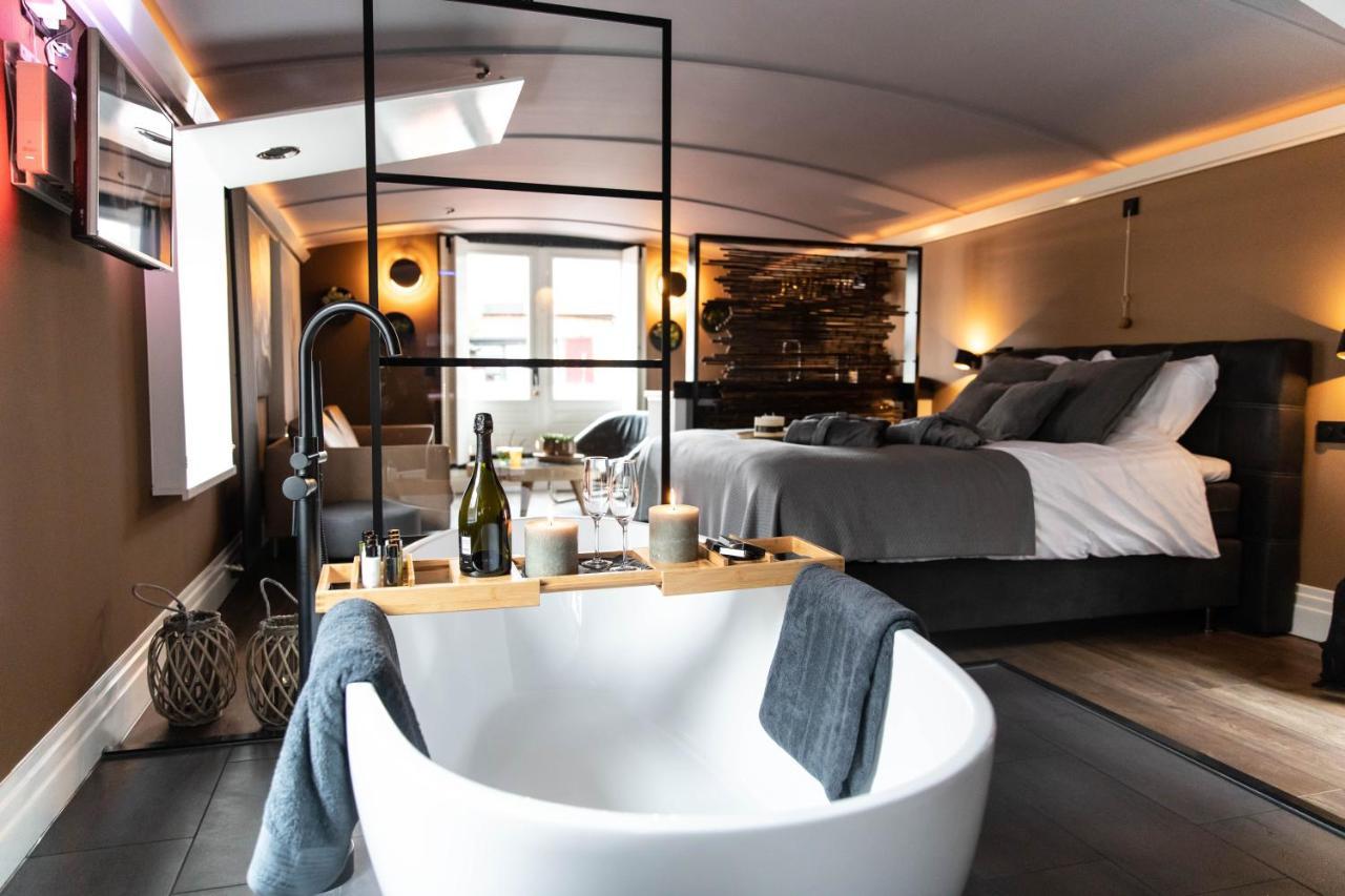 Wellnessboat De Michiel De Ruyter Hotell Groningen Exteriör bild