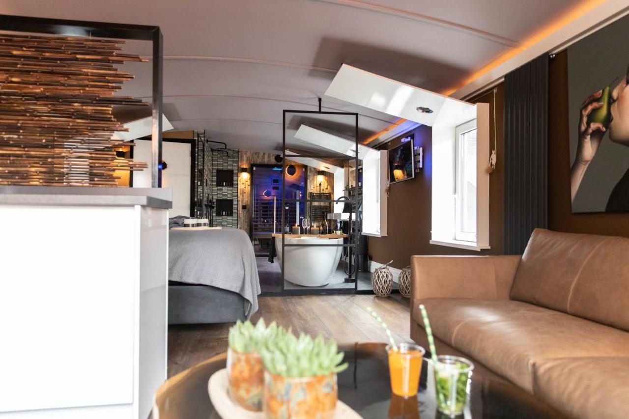 Wellnessboat De Michiel De Ruyter Hotell Groningen Exteriör bild