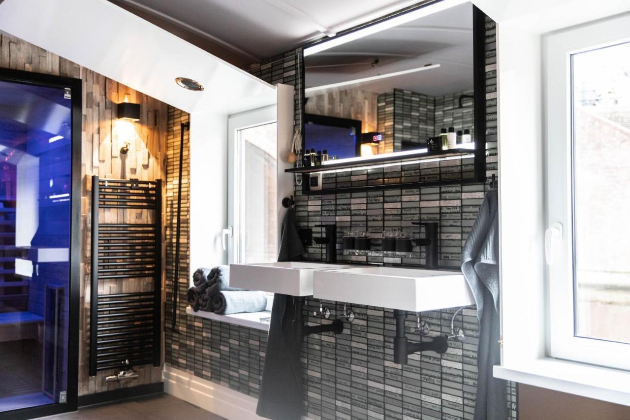 Wellnessboat De Michiel De Ruyter Hotell Groningen Exteriör bild