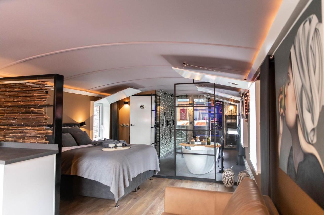 Wellnessboat De Michiel De Ruyter Hotell Groningen Exteriör bild