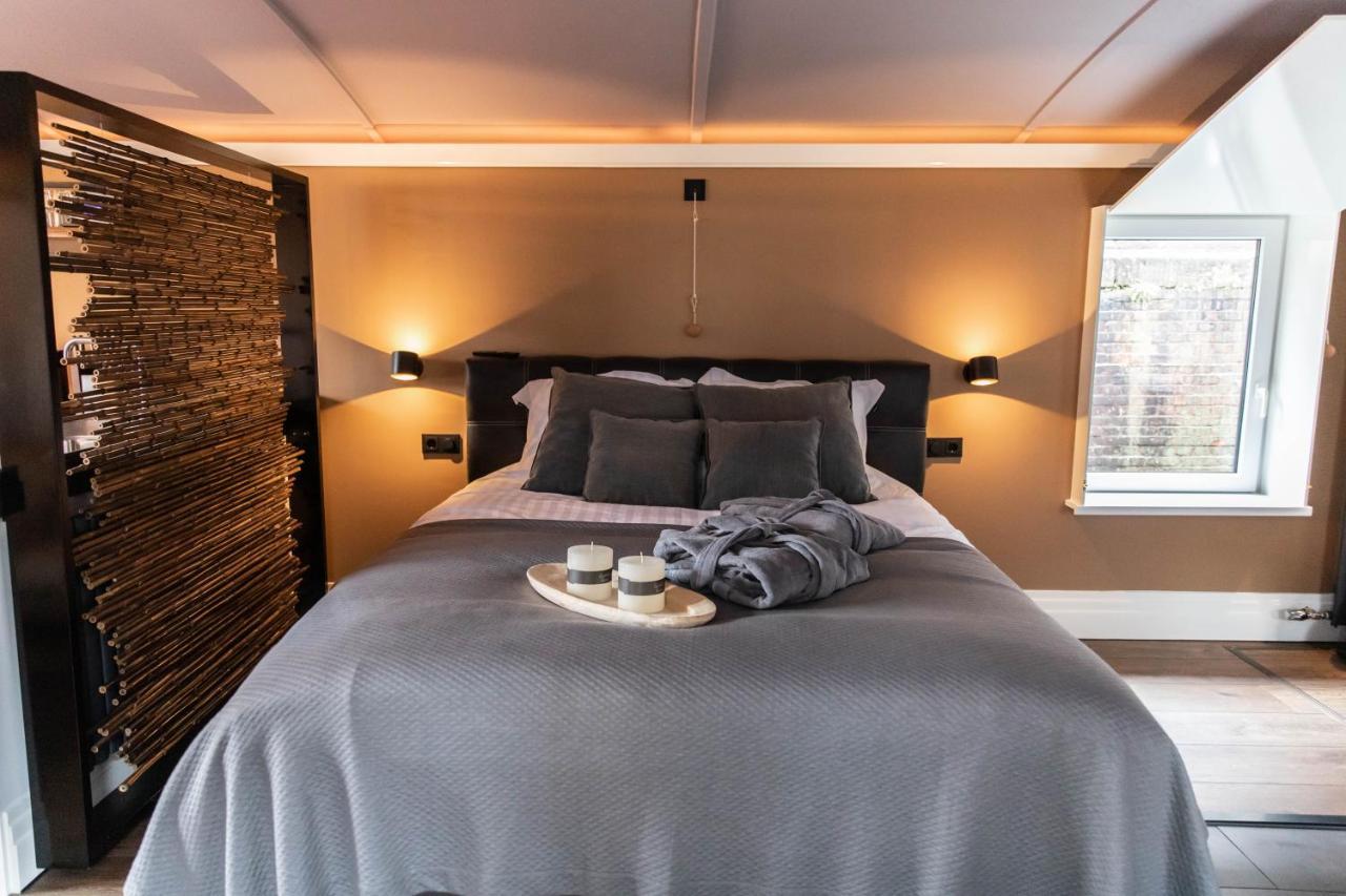 Wellnessboat De Michiel De Ruyter Hotell Groningen Exteriör bild