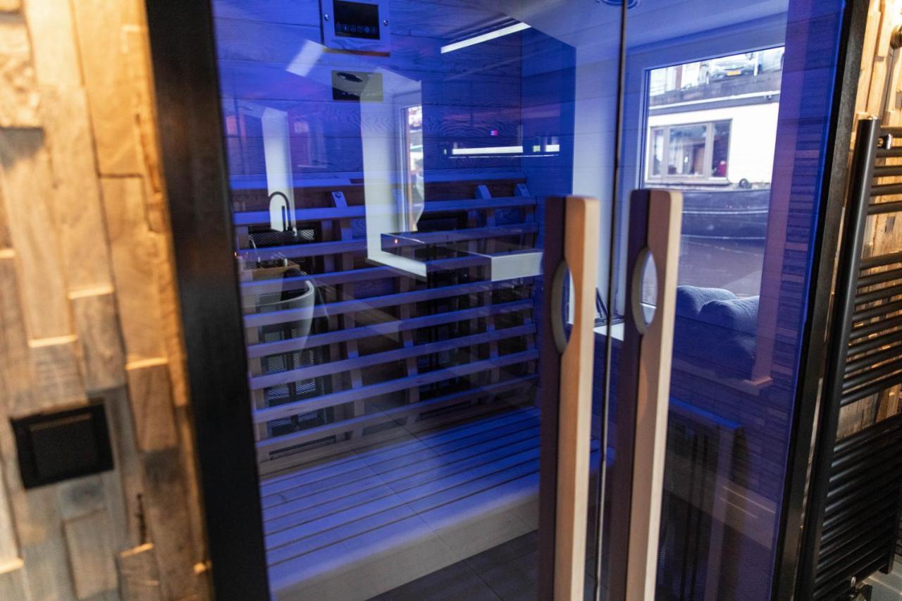 Wellnessboat De Michiel De Ruyter Hotell Groningen Exteriör bild